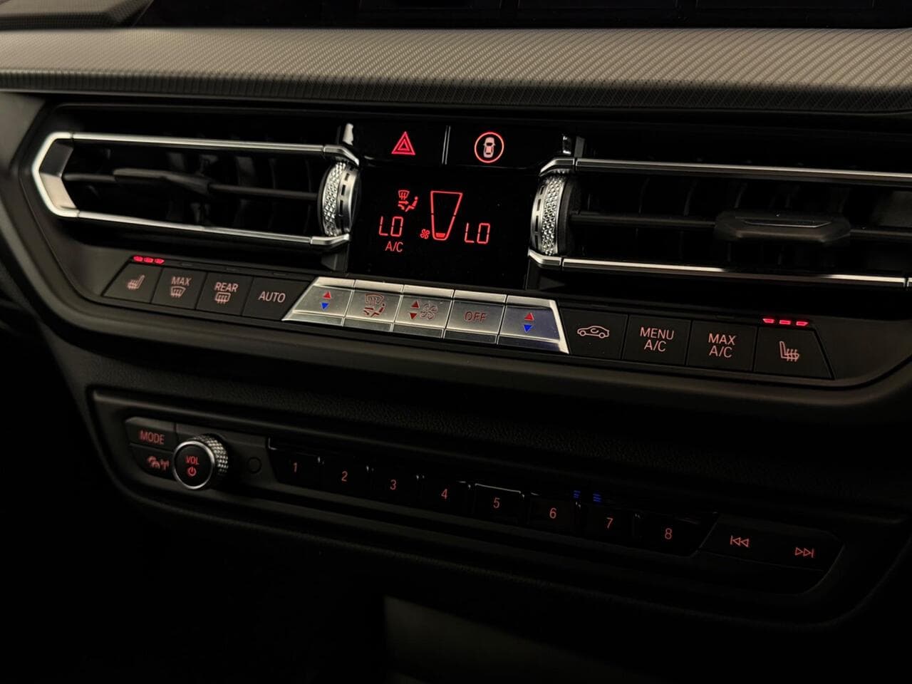 BMW 1 Series thumbnail Infotainment System