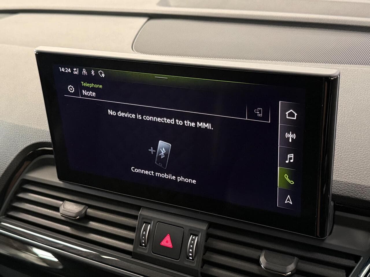 Audi Q5 thumbnail Infotainment System