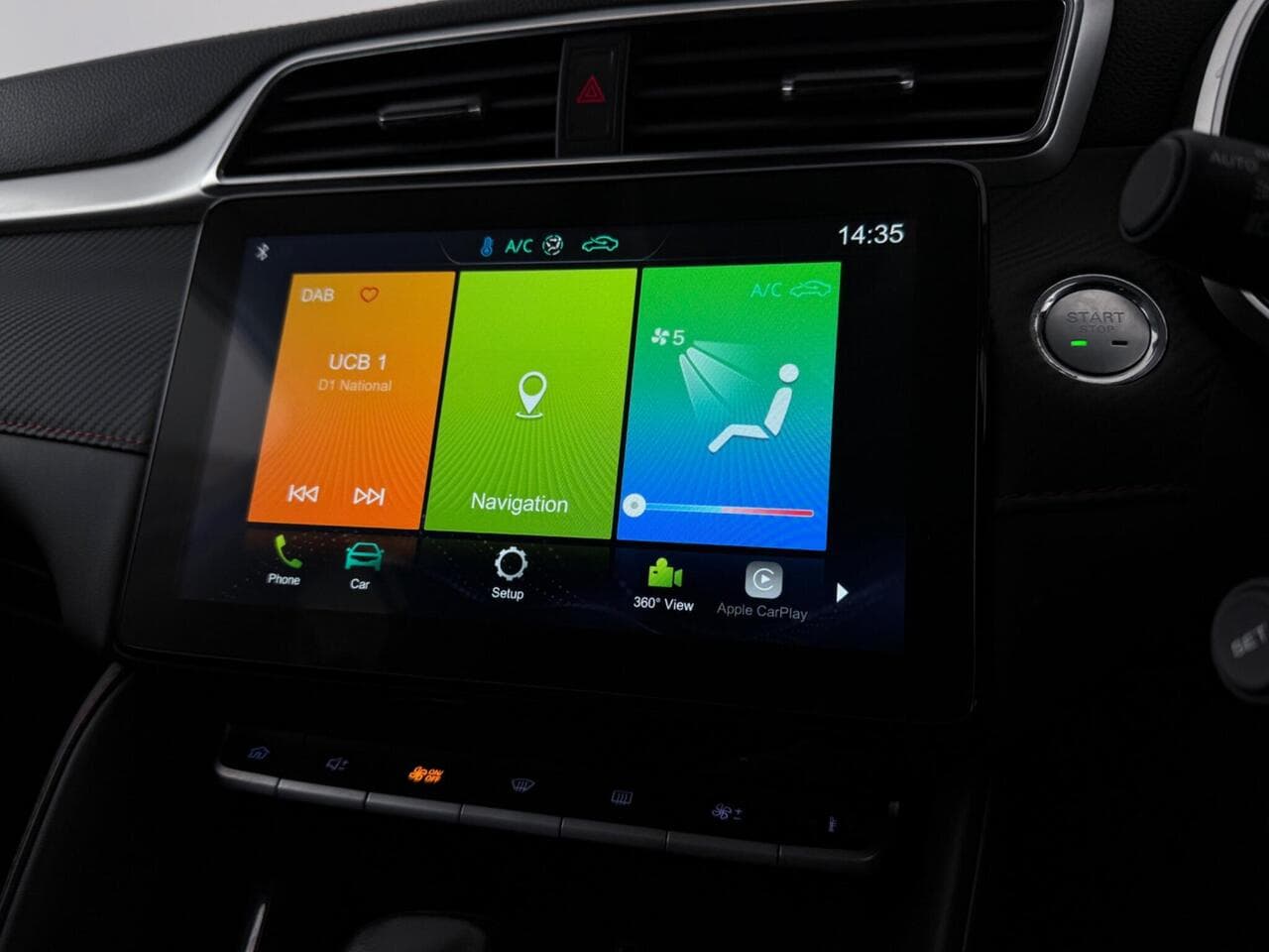 MG MG ZS thumbnail Infotainment System
