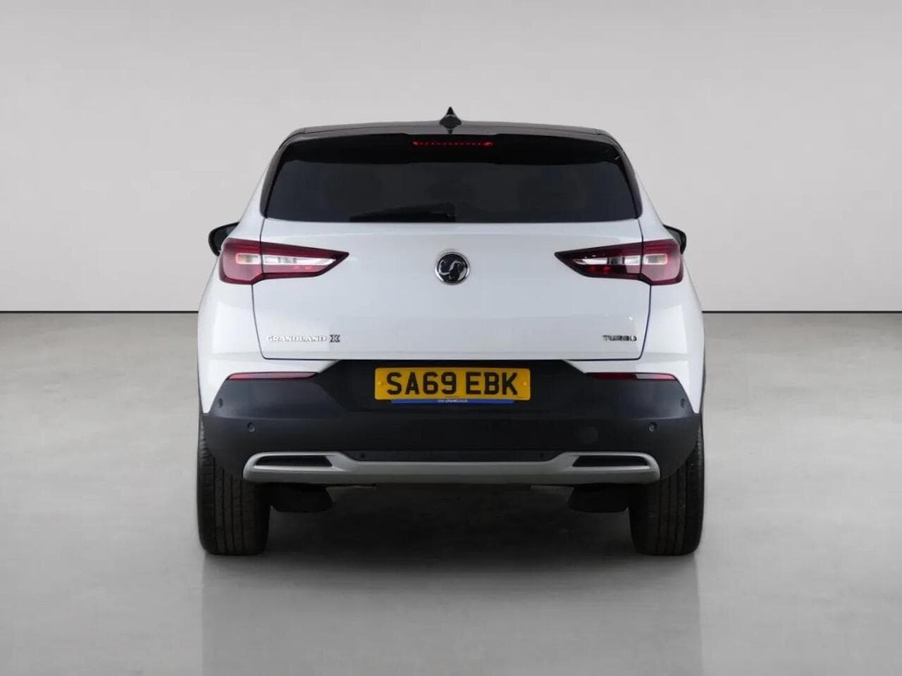 Vauxhall Grandland X thumbnail Rear