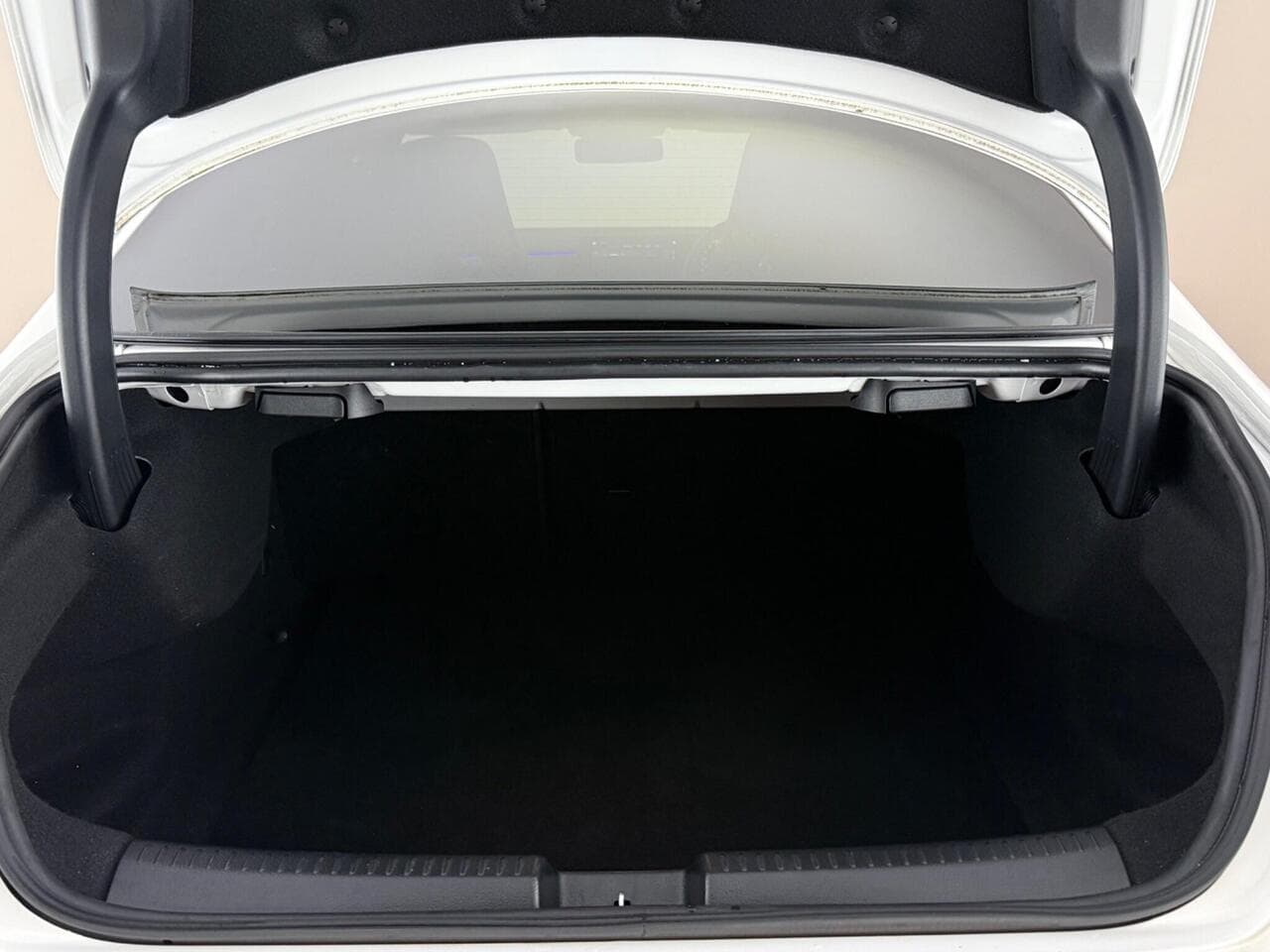 Mercedes-Benz CLA thumbnail Boot