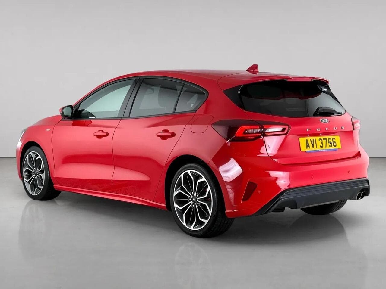 Ford Focus thumbnail Rear Left