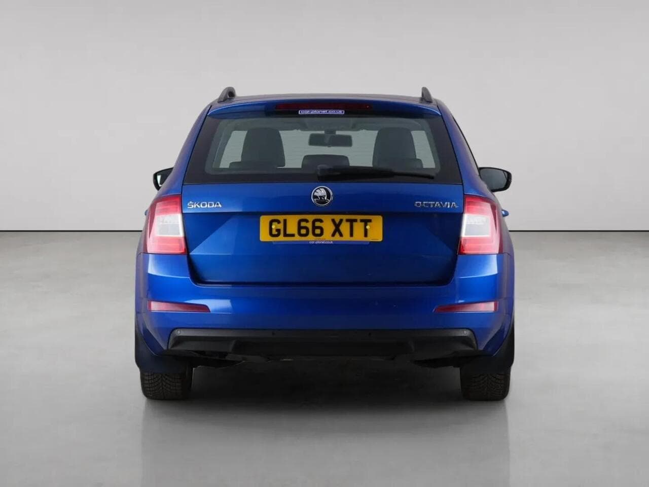 Skoda Octavia thumbnail Rear