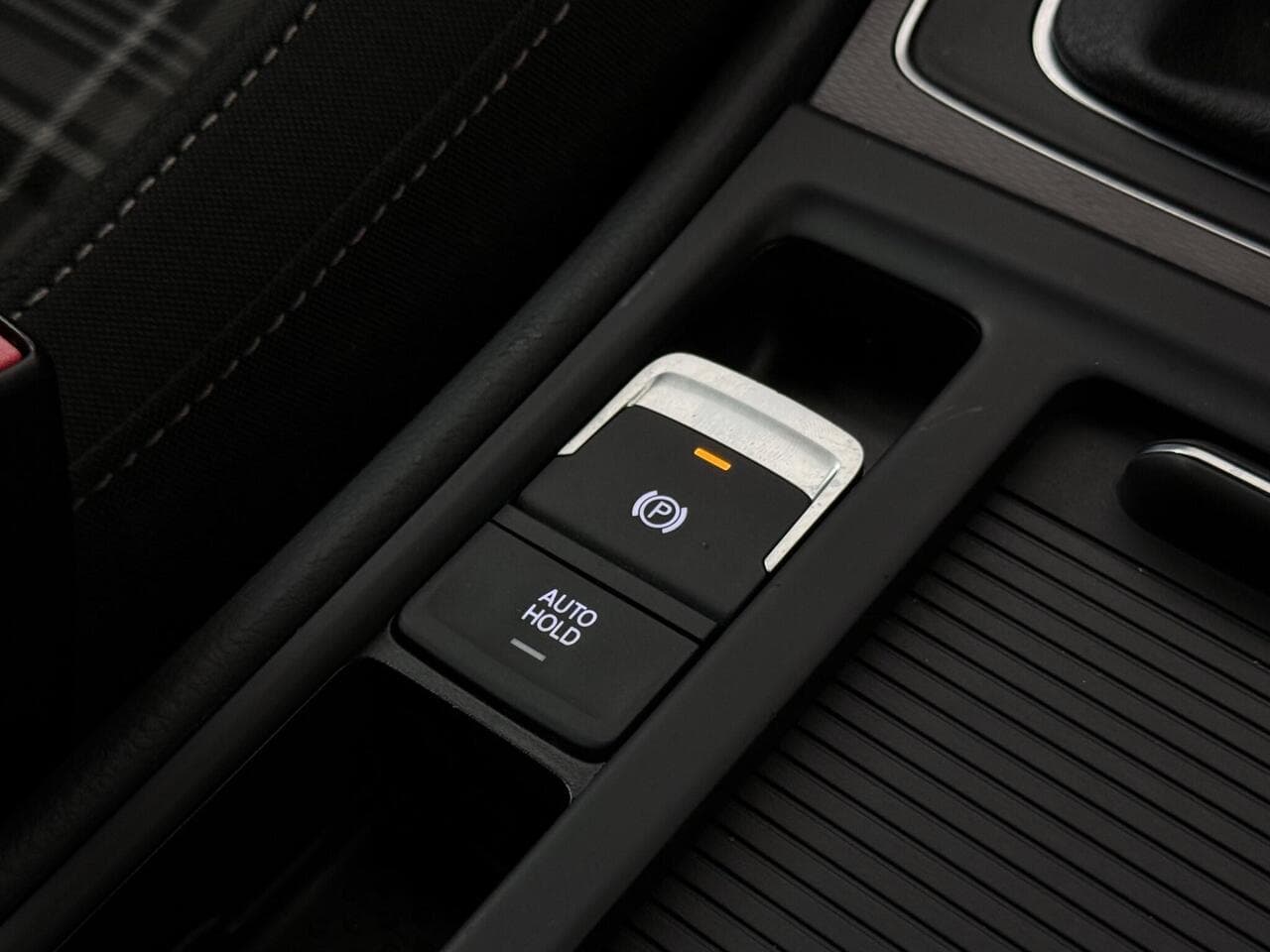 Volkswagen Golf thumbnail Misc Controls