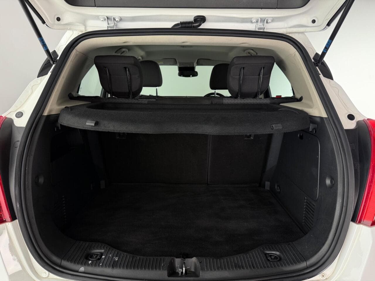 Vauxhall Mokka X thumbnail Boot