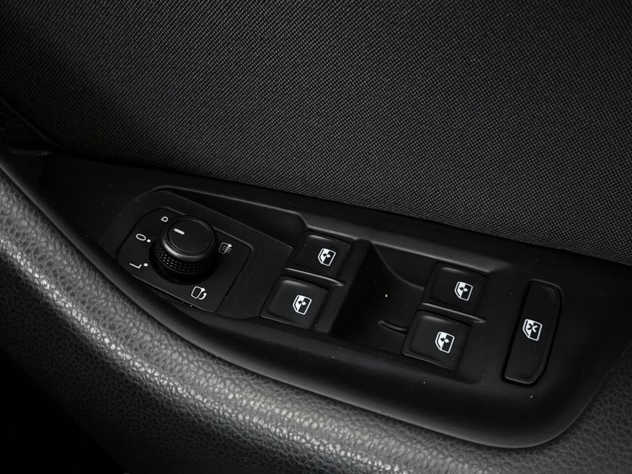 Volkswagen Arteon thumbnail Misc Controls
