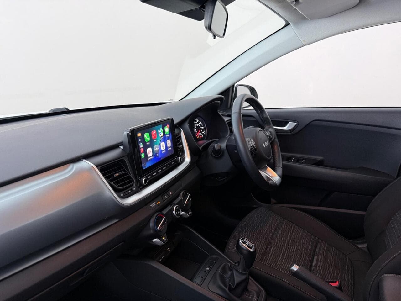 Kia Stonic thumbnail Interior Front