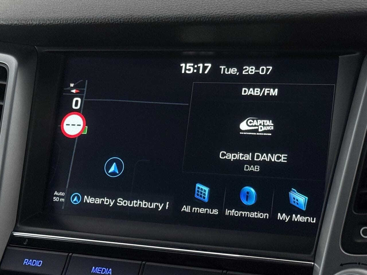 Hyundai TUCSON thumbnail Infotainment System