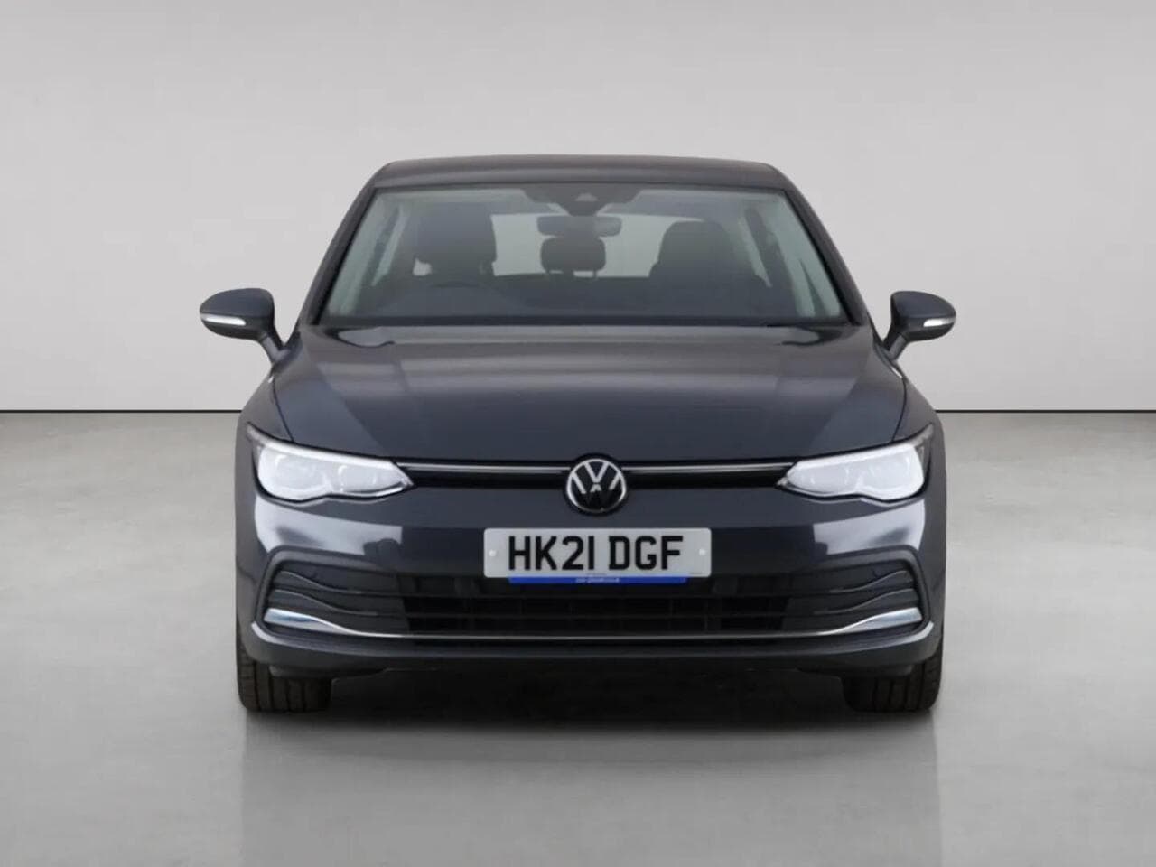 Volkswagen Golf thumbnail Front