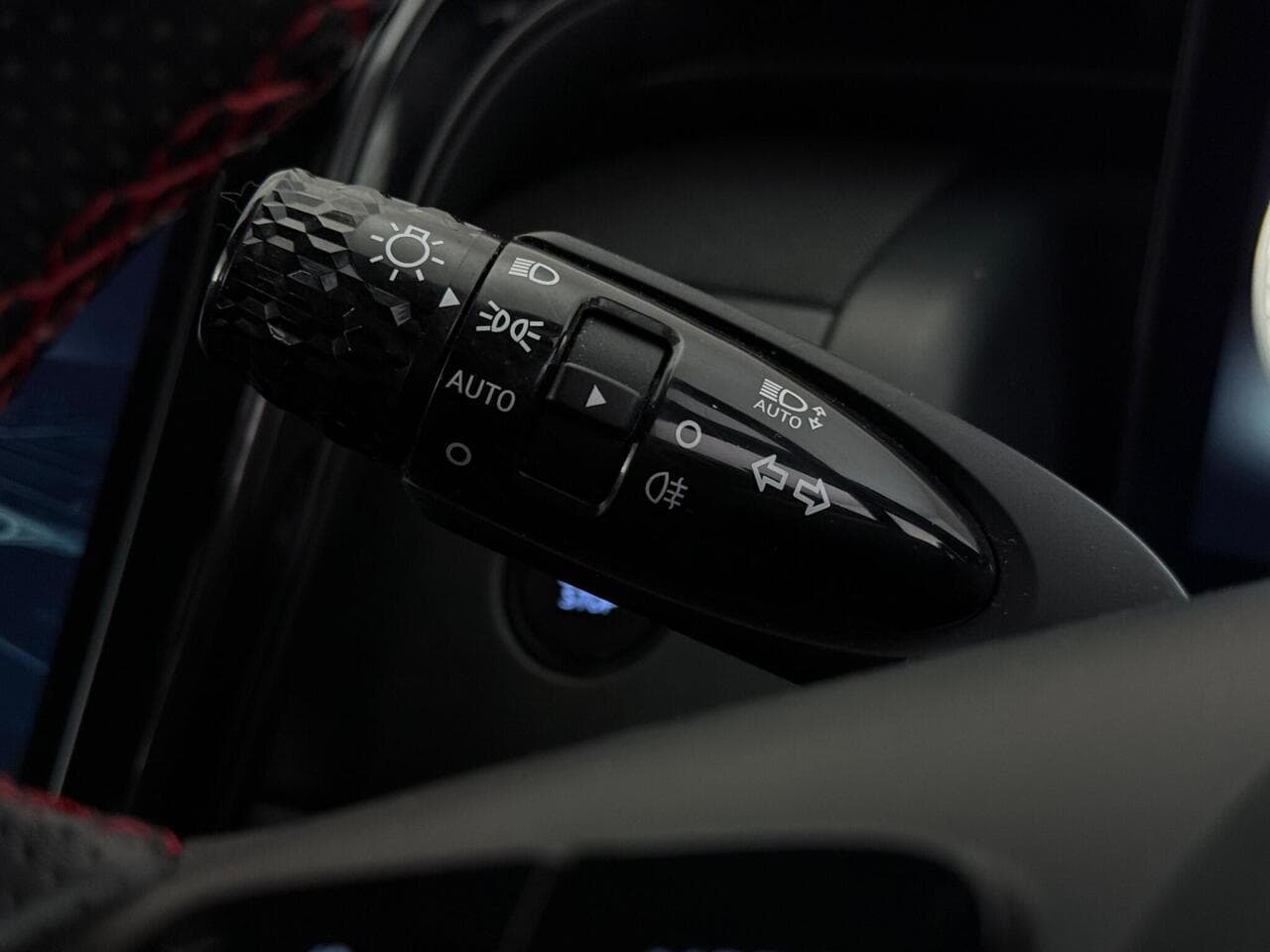 Hyundai TUCSON thumbnail Misc Controls