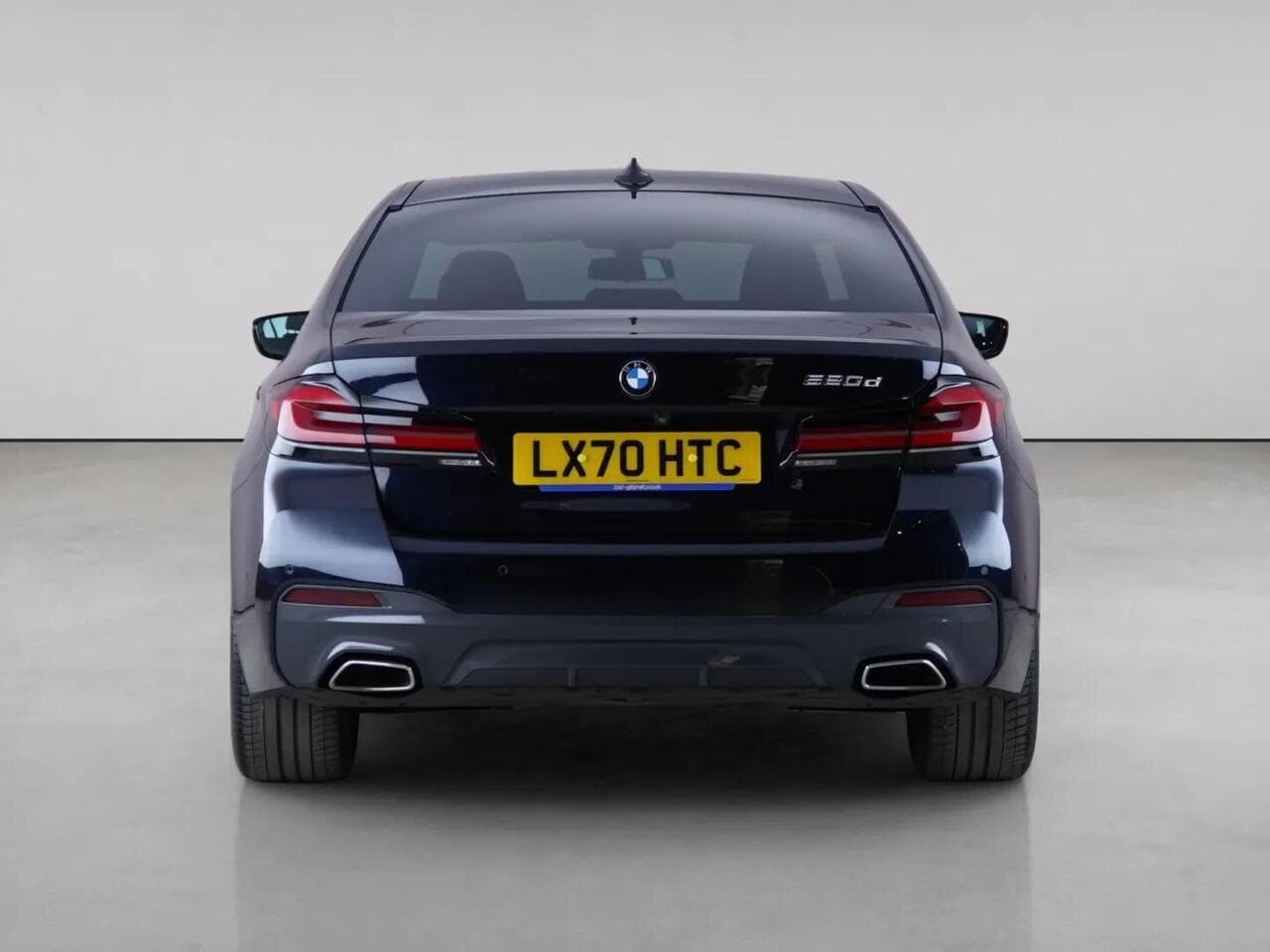BMW 5 Series thumbnail Rear