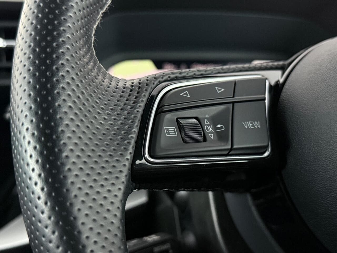 Audi A3 thumbnail Misc Controls