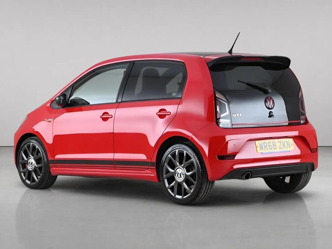 Volkswagen up! thumbnail Rear Left