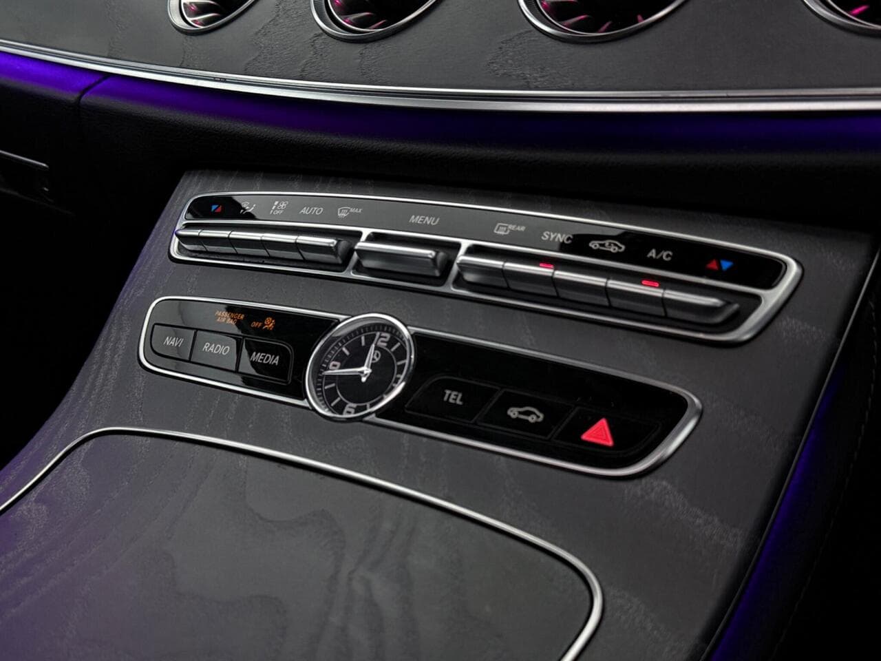Mercedes-Benz CLS thumbnail Misc Controls