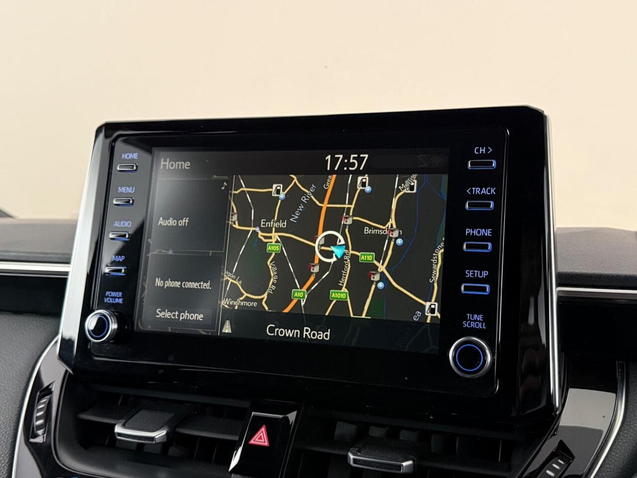 Toyota Corolla thumbnail Infotainment System