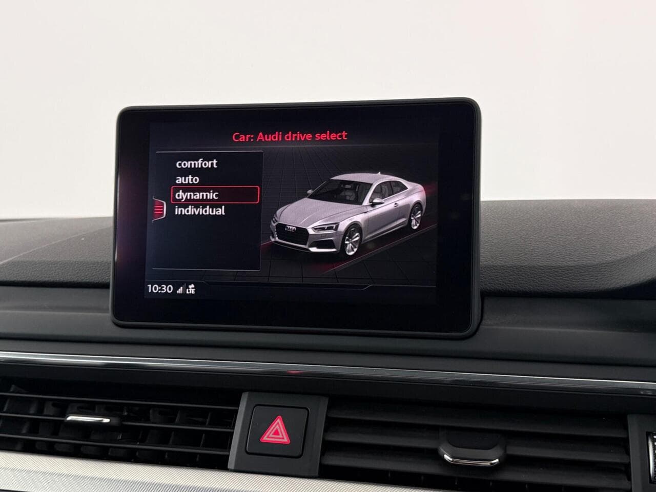 Audi A5 thumbnail Infotainment System
