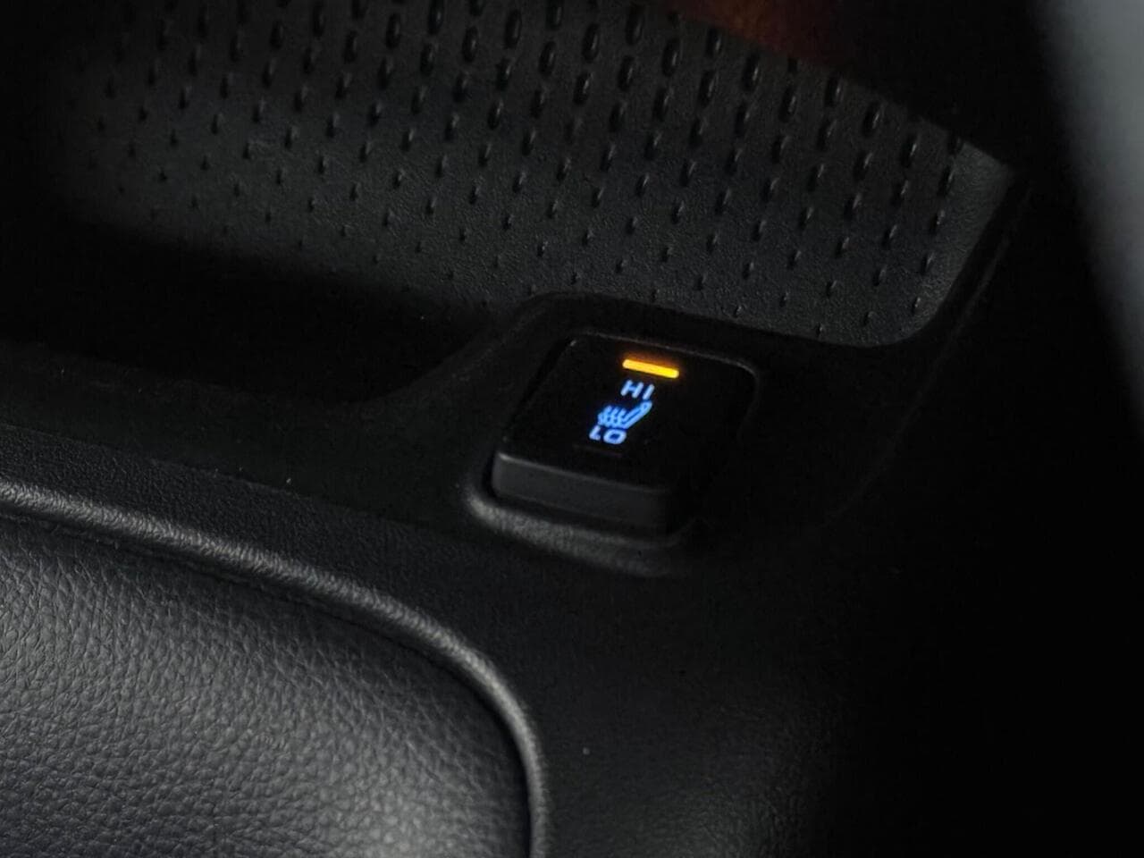 Toyota Corolla thumbnail Misc Controls
