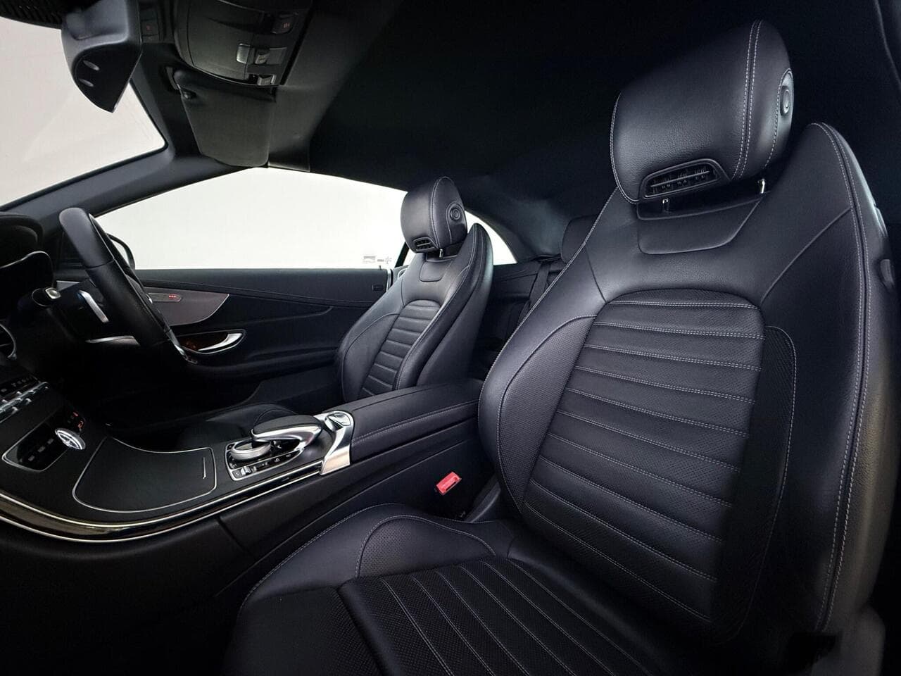Mercedes-Benz C Class thumbnail Seat Front Passenger