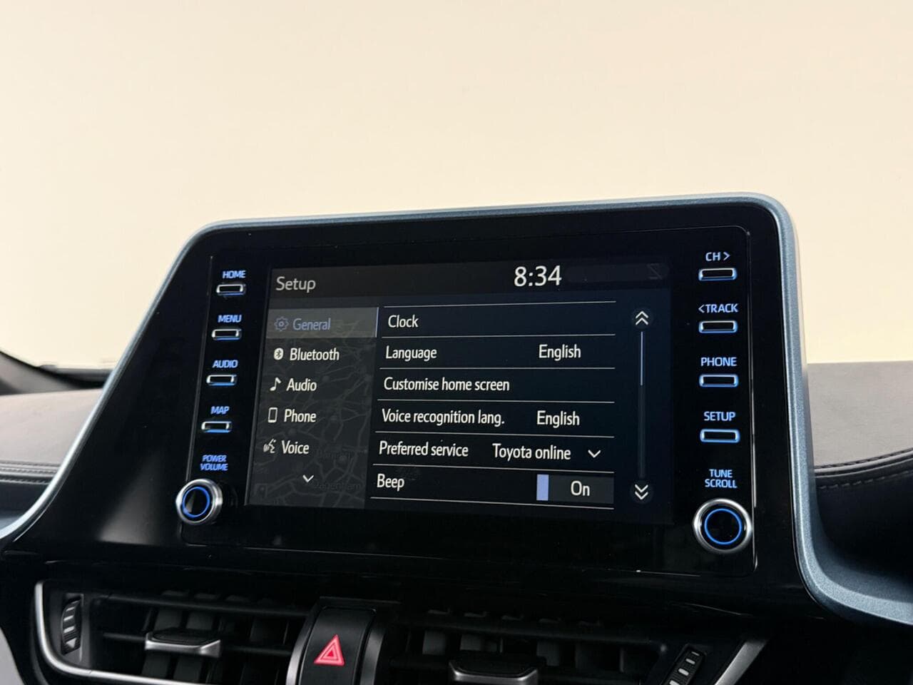 Toyota C-HR thumbnail Infotainment System