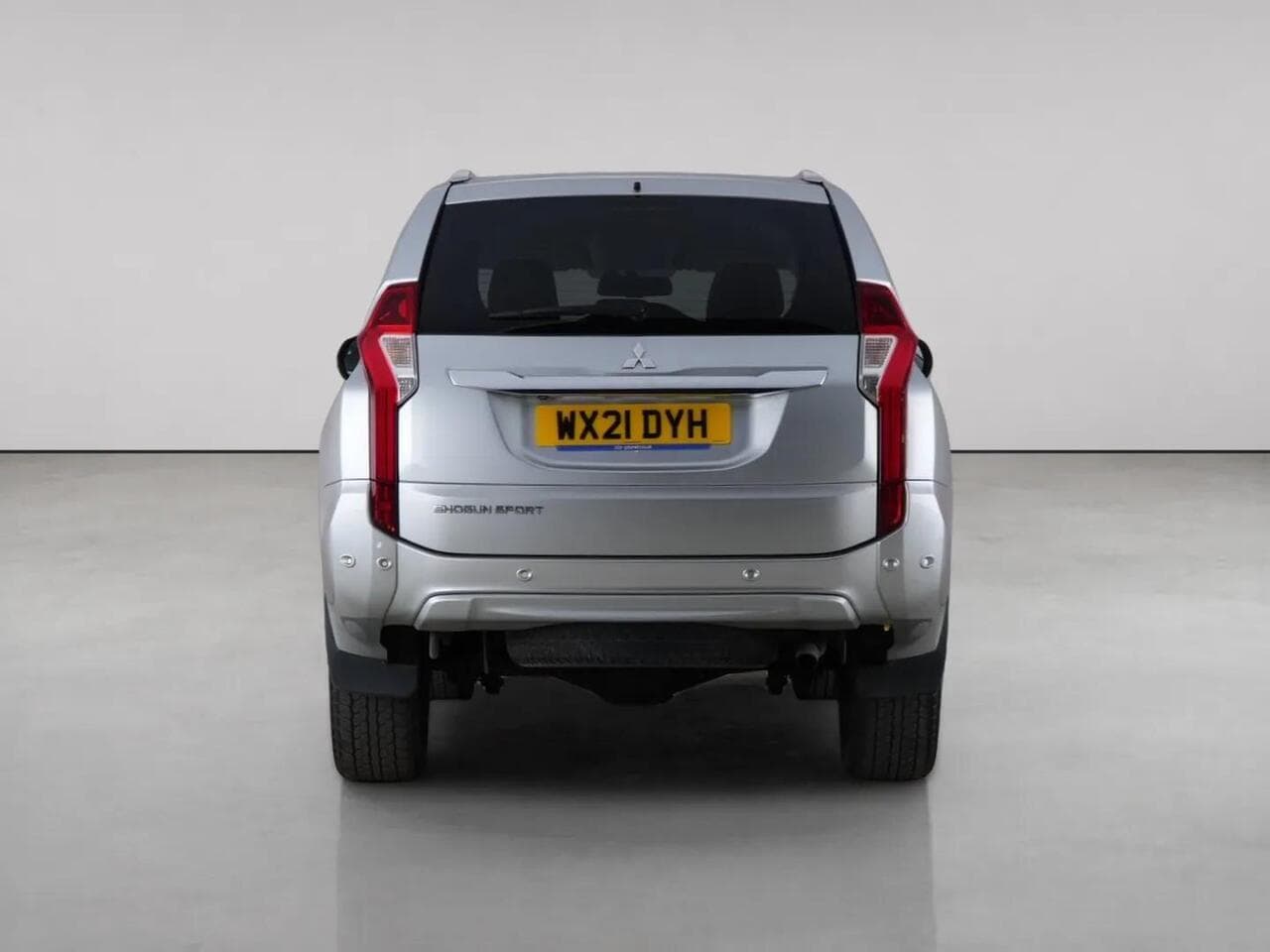 Mitsubishi Shogun Sport thumbnail Rear