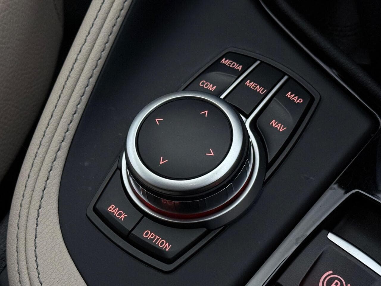 BMW X1 thumbnail Misc Controls