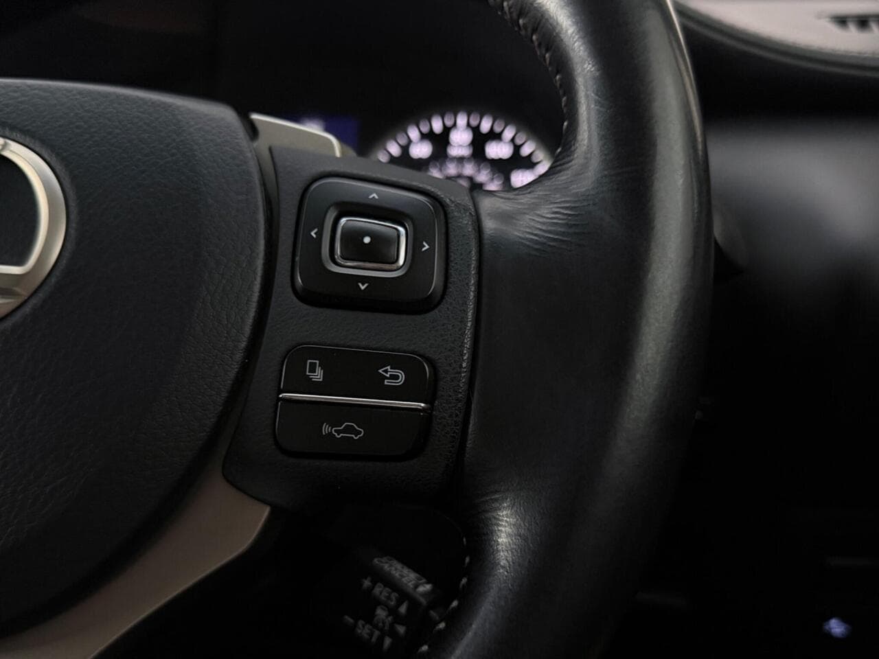 Lexus NX thumbnail Misc Controls
