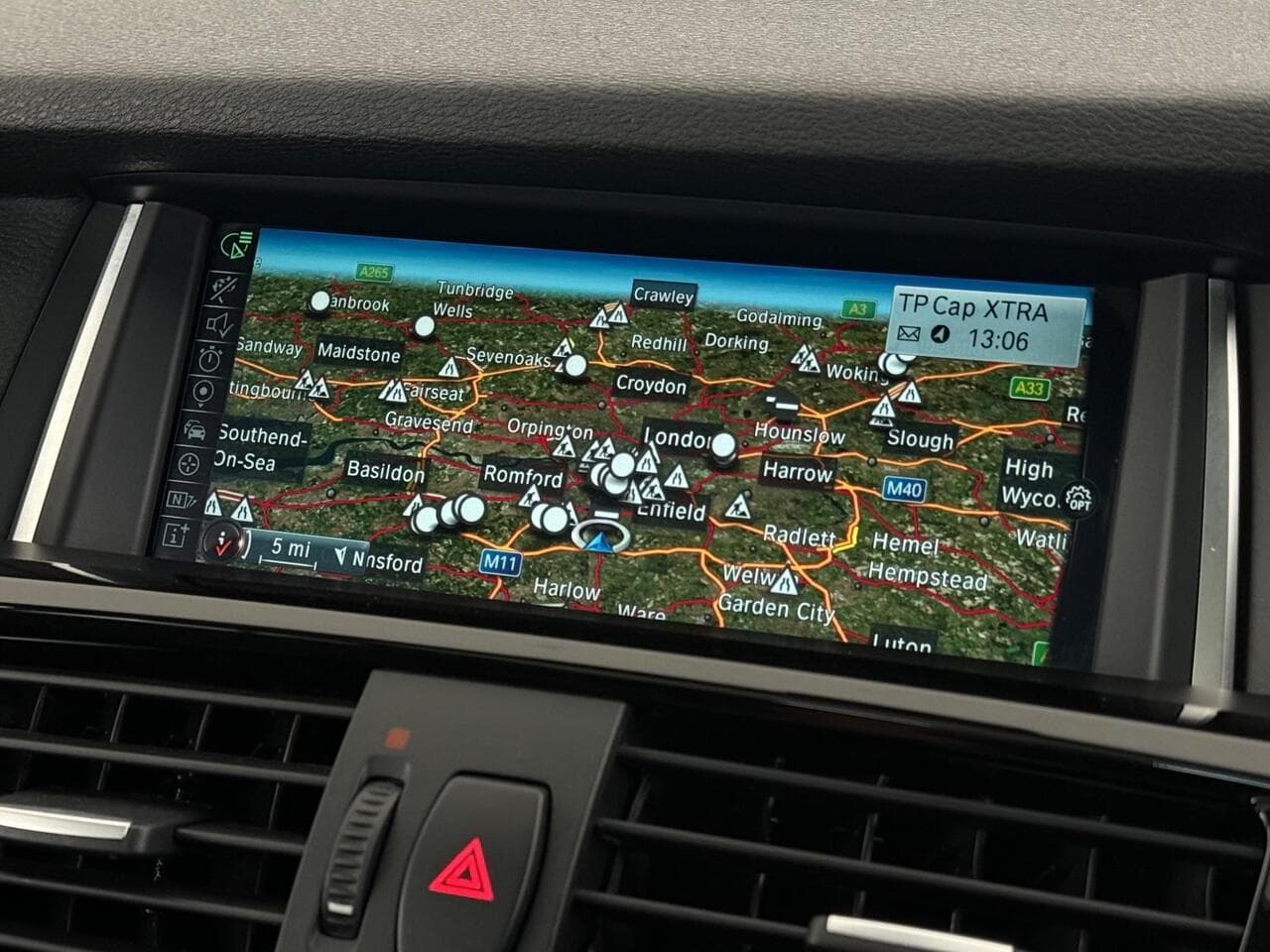BMW X3 thumbnail Infotainment System