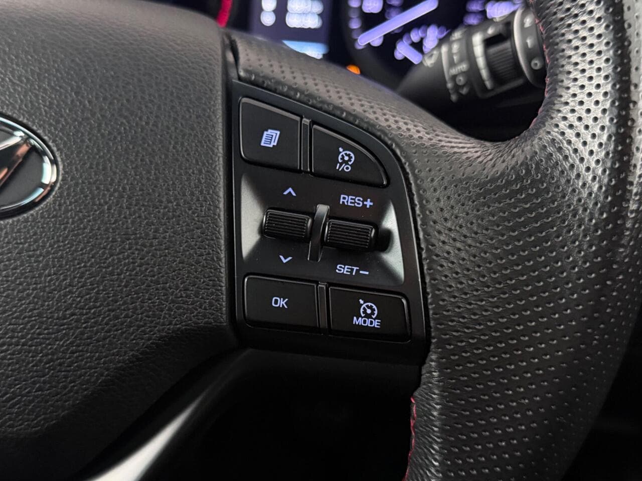 Hyundai TUCSON thumbnail Misc Controls