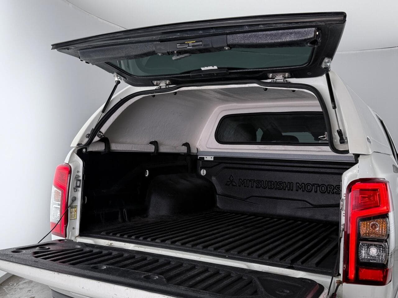 Mitsubishi L200 thumbnail Inconclusive