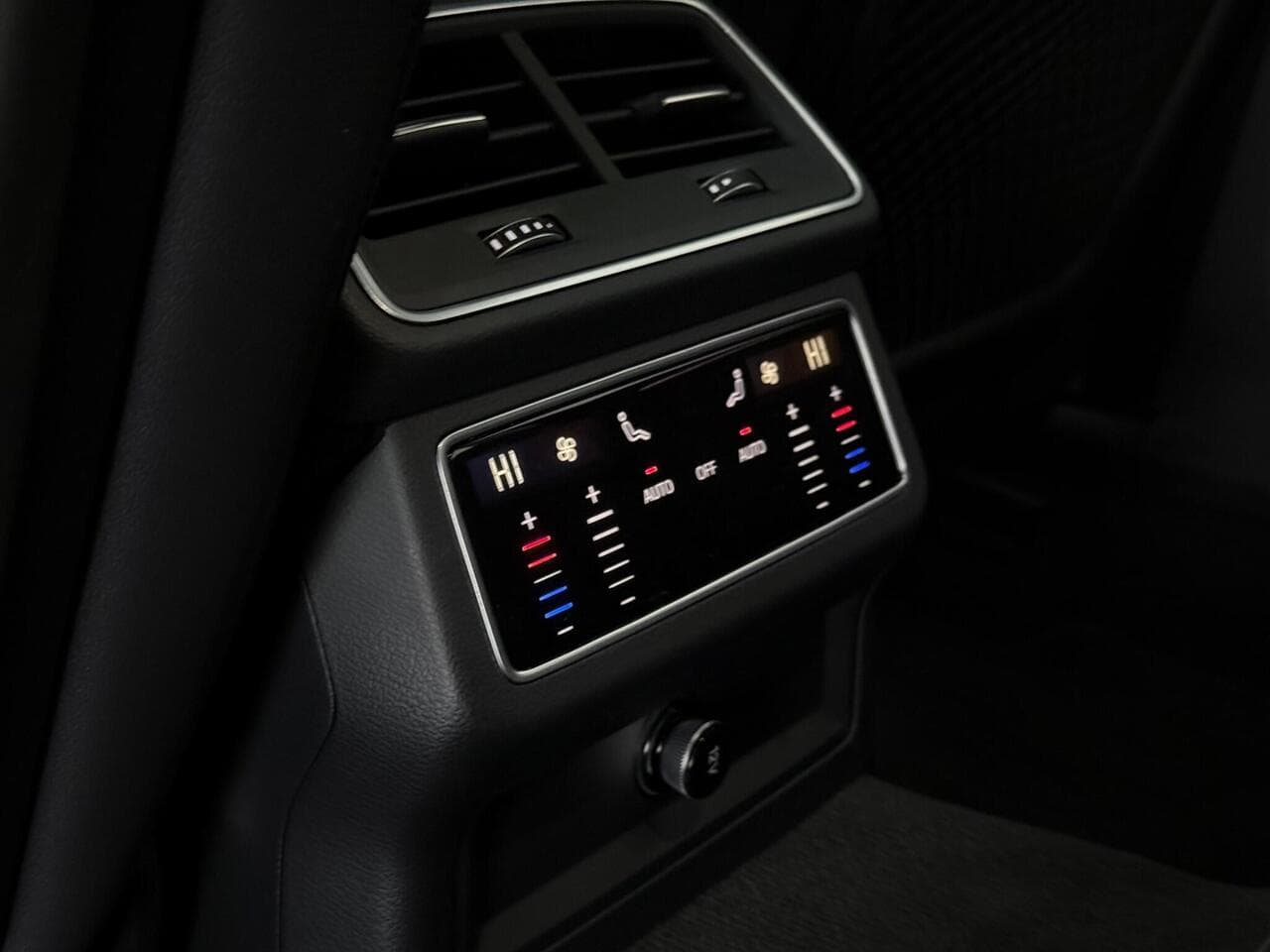 Audi A6 Avant thumbnail Misc Controls