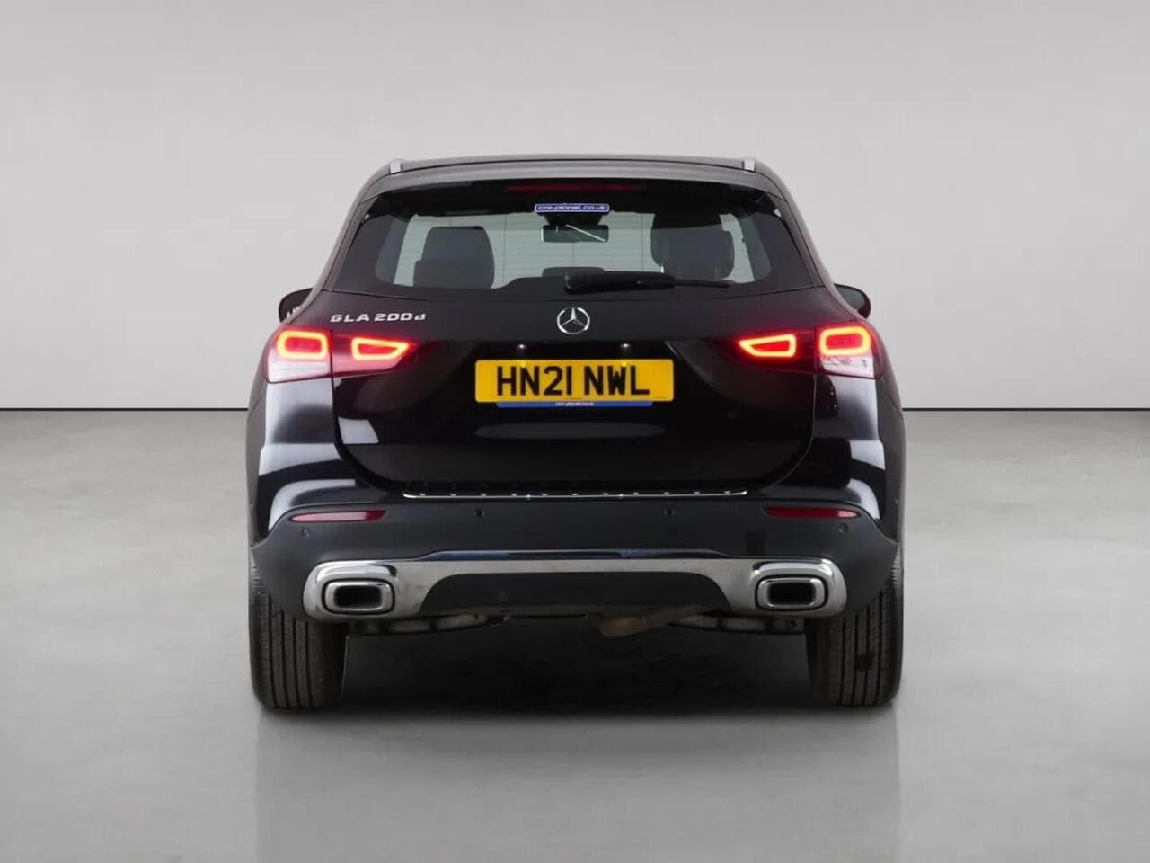 Mercedes-Benz GLA thumbnail Rear