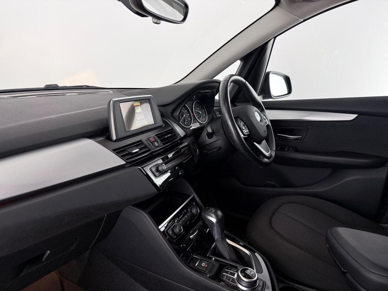 BMW 2 Series Active Tourer thumbnail Interior Front