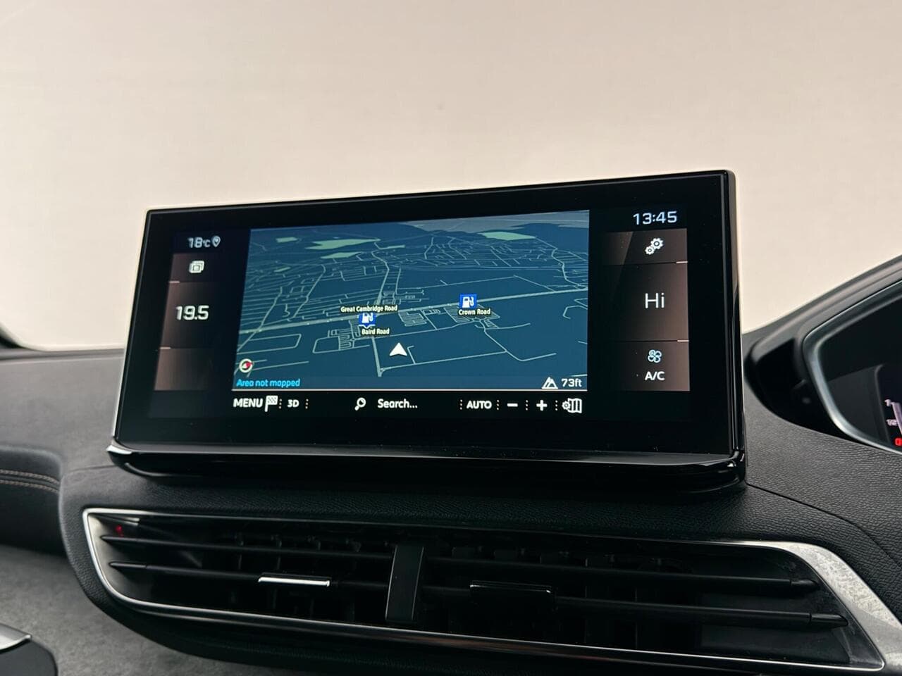 Peugeot 5008 thumbnail Infotainment System