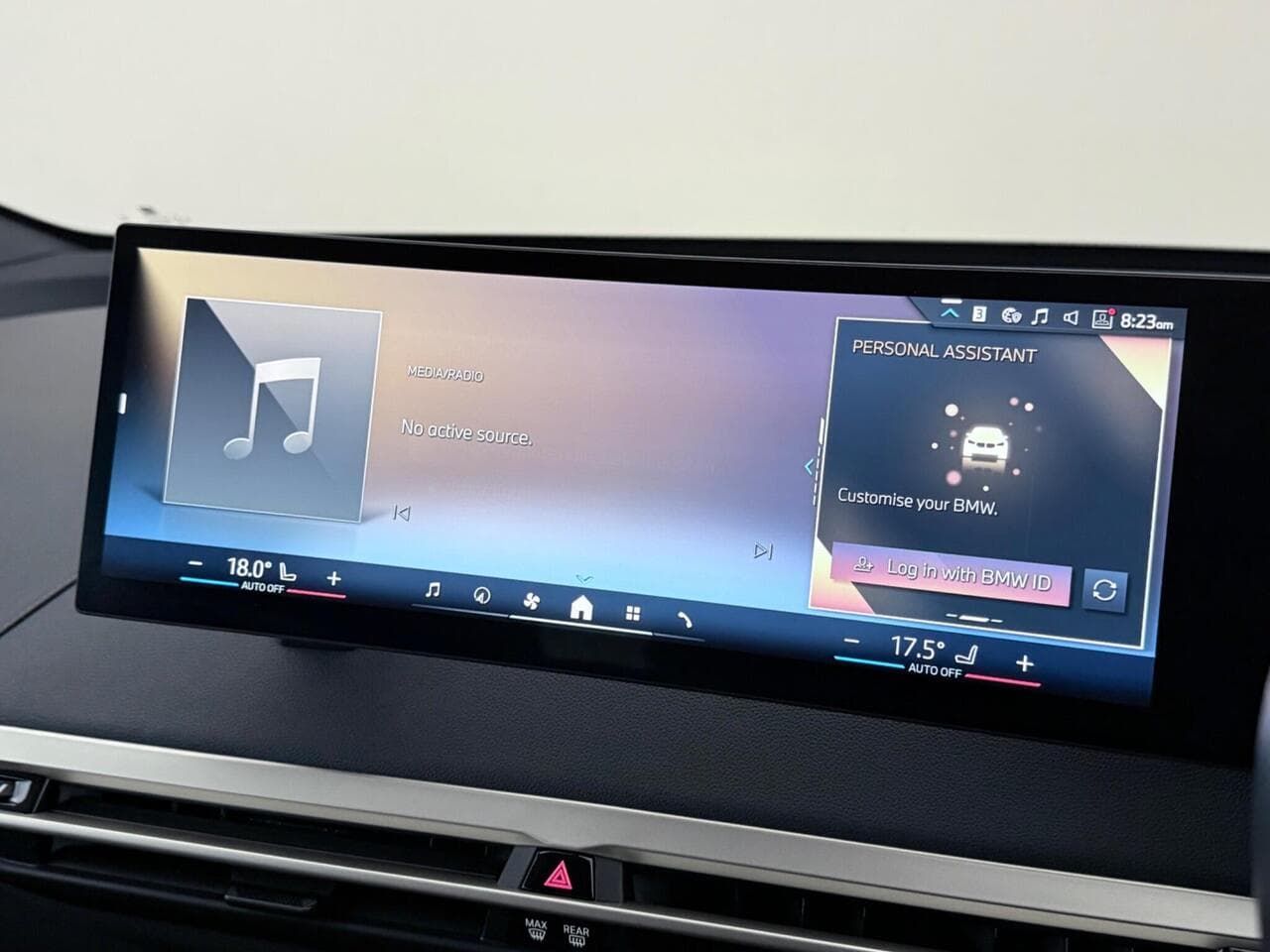 BMW iX thumbnail Infotainment System