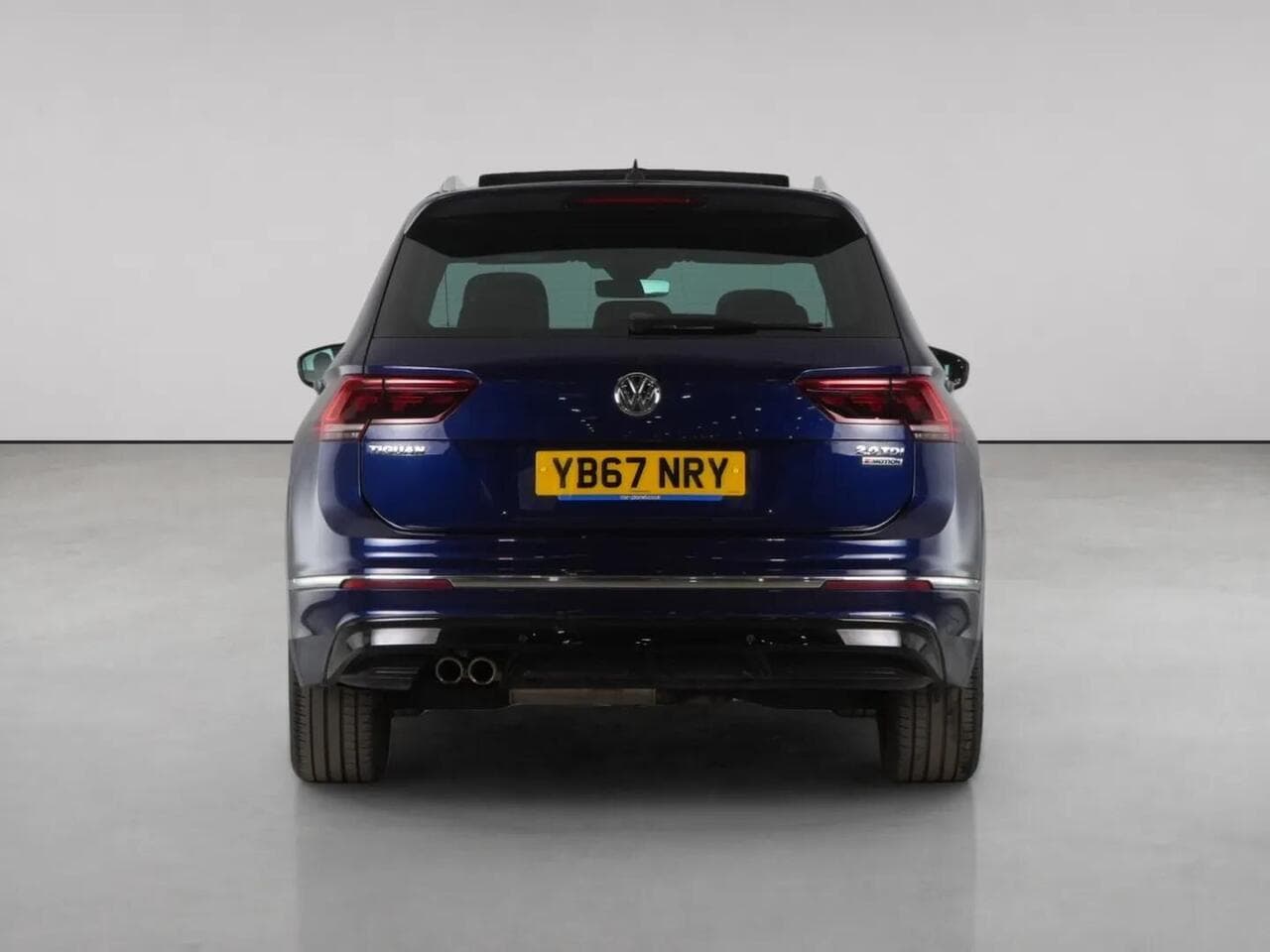 Volkswagen Tiguan thumbnail Rear
