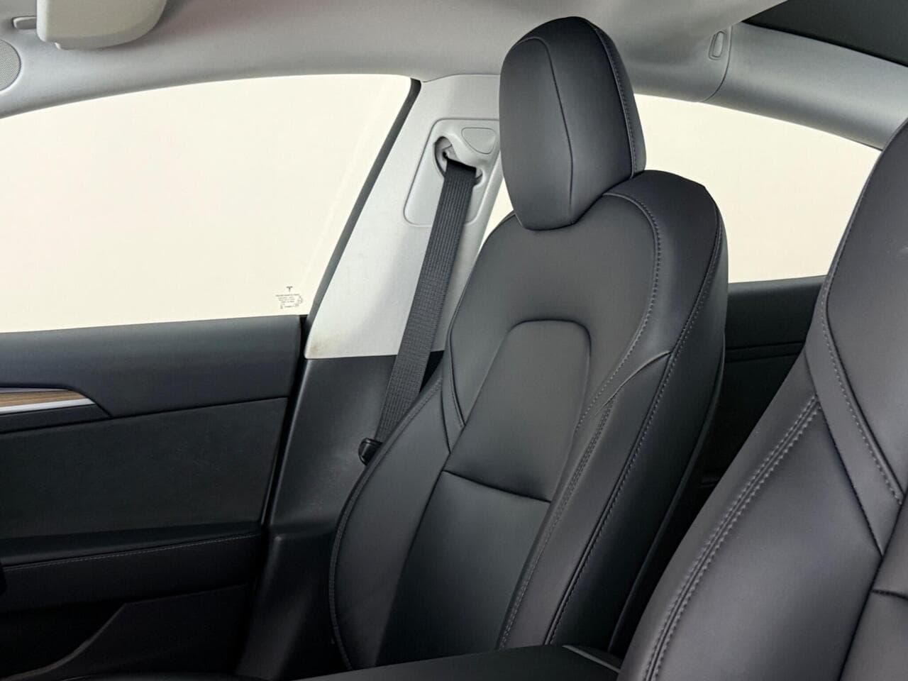 Tesla Model 3 thumbnail Inconclusive