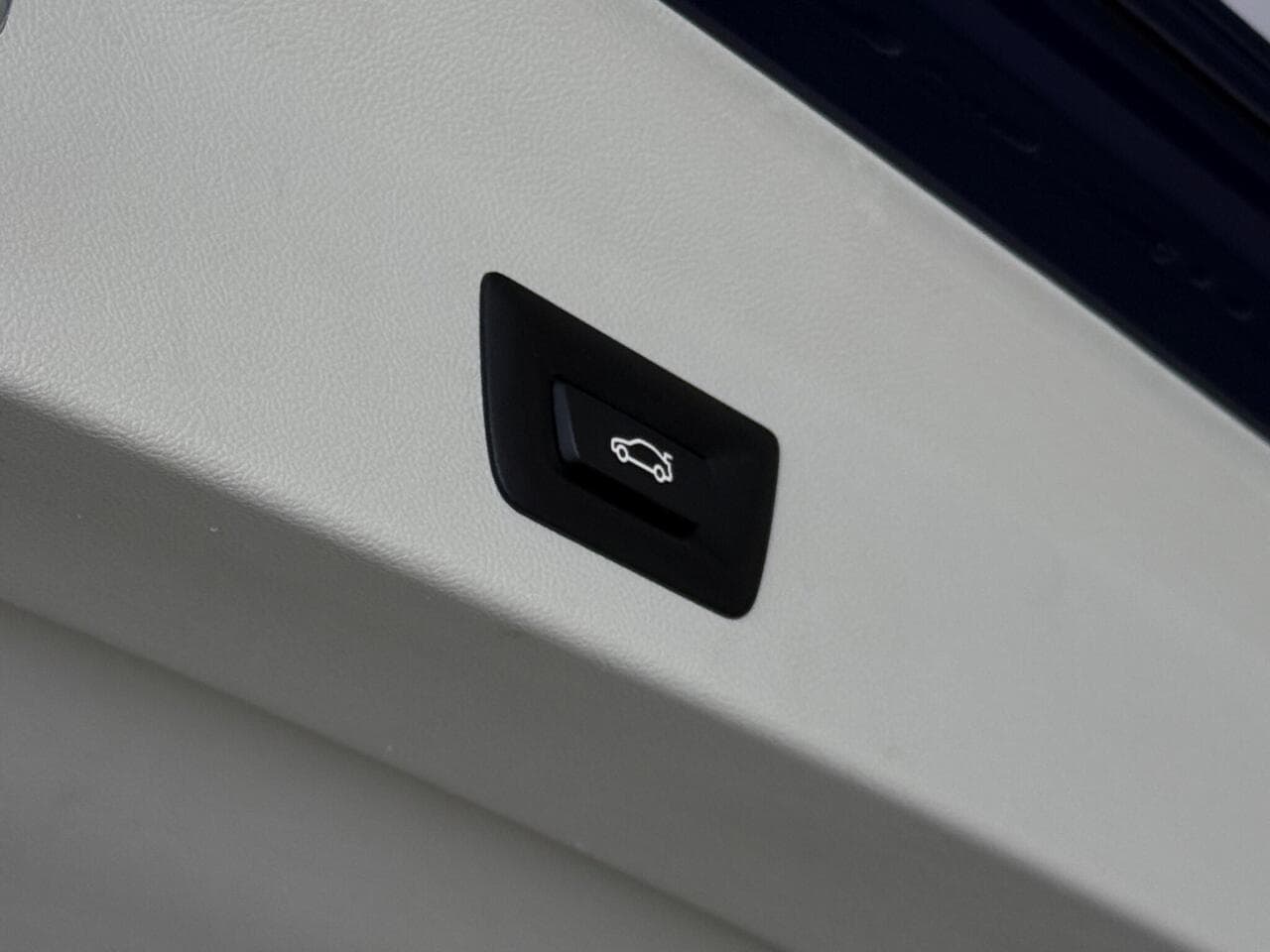 BMW X3 thumbnail Misc Controls
