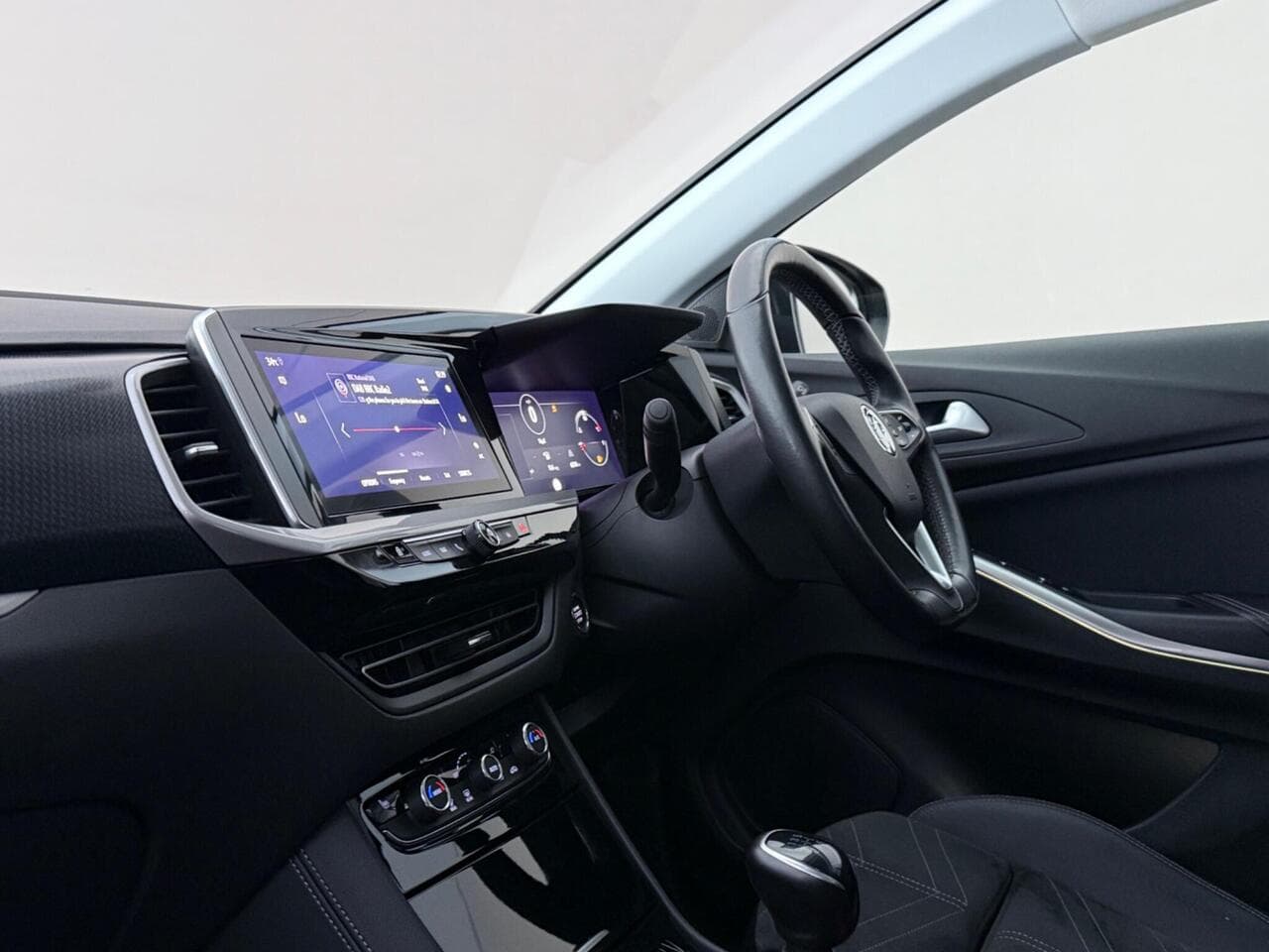 Vauxhall Grandland thumbnail Interior Front