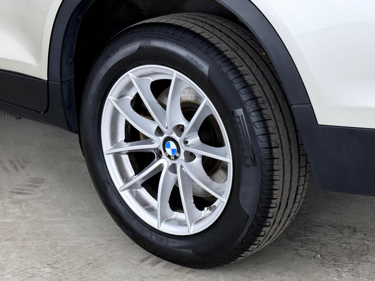 BMW X3 thumbnail Wheel