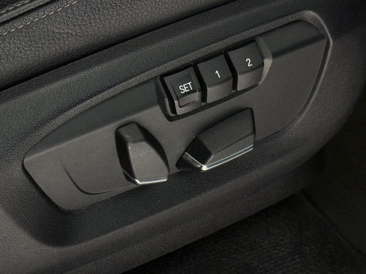 BMW X5 thumbnail Misc Controls
