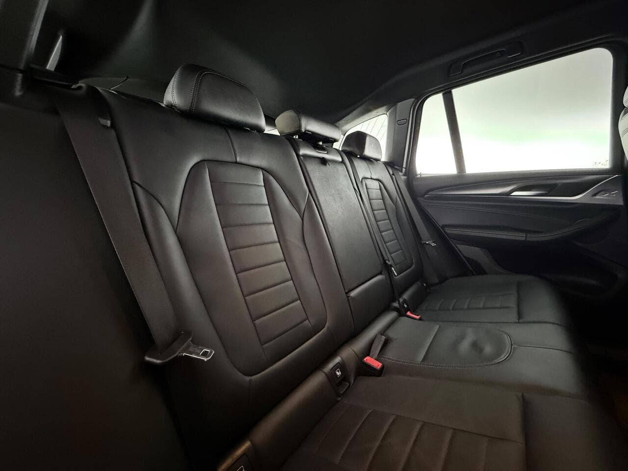 BMW X3 thumbnail Seats Rear