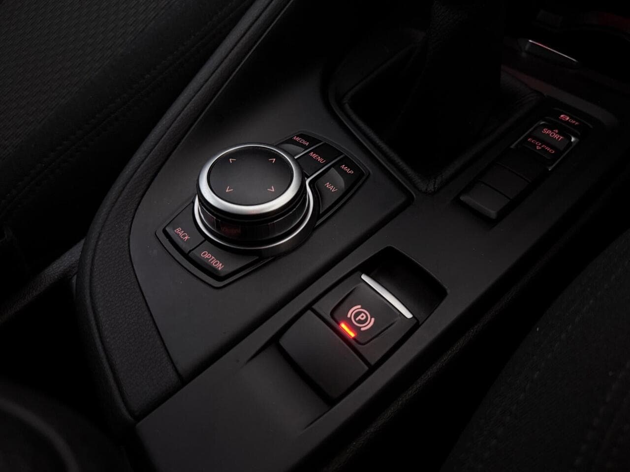BMW X1 thumbnail Misc Controls