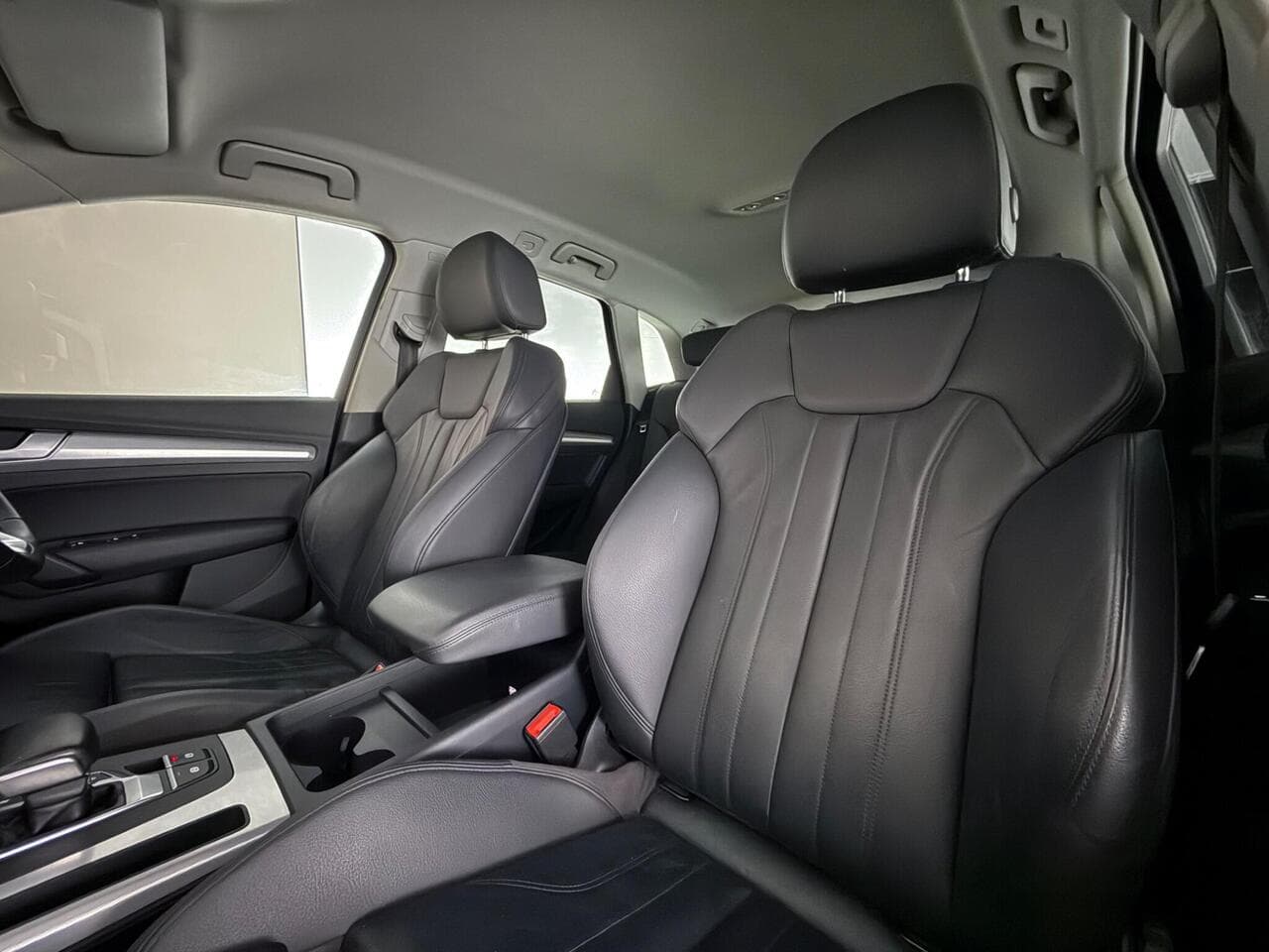 Audi Q5 thumbnail Seat Front Passenger