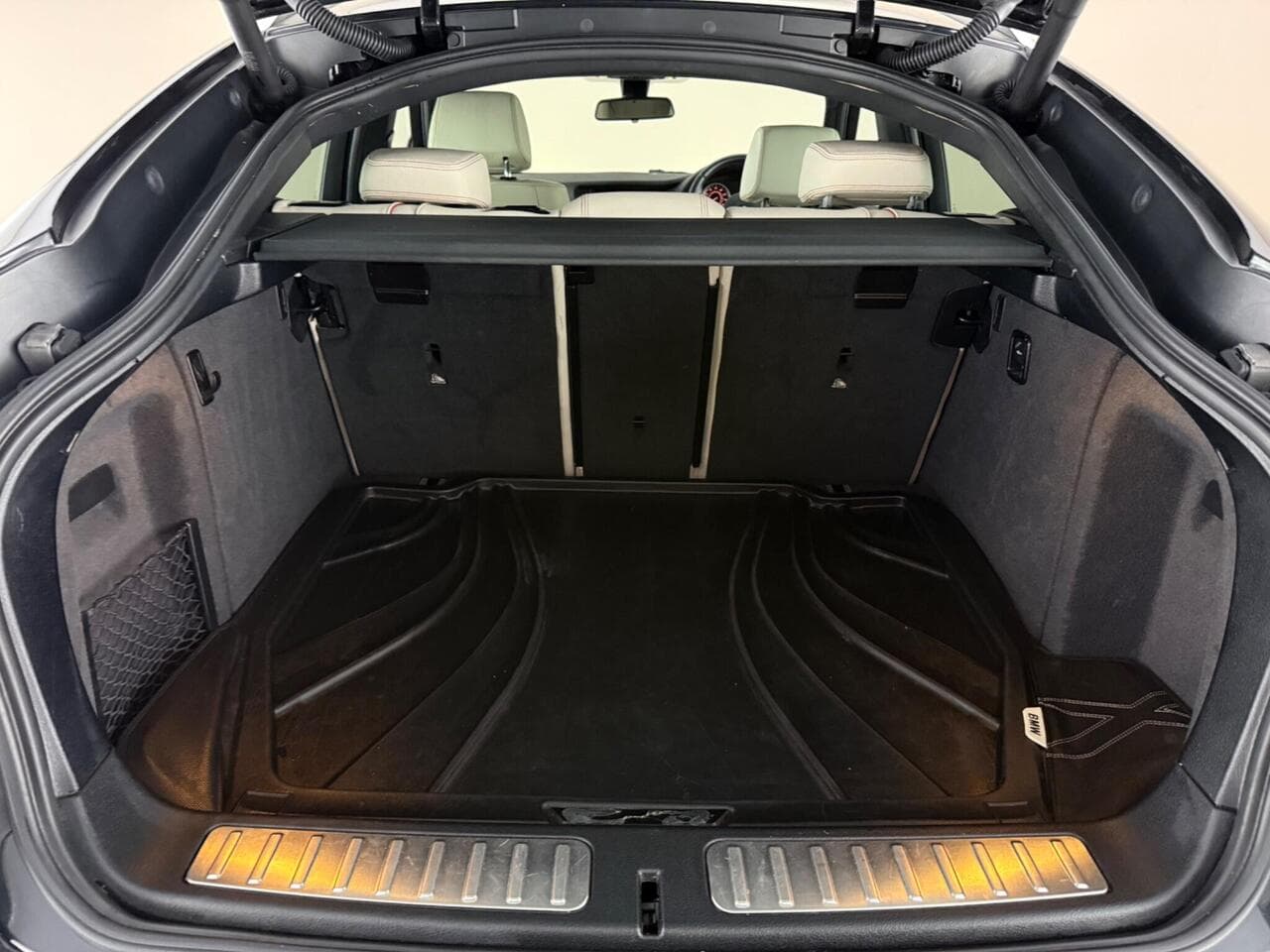 BMW X4 thumbnail Boot