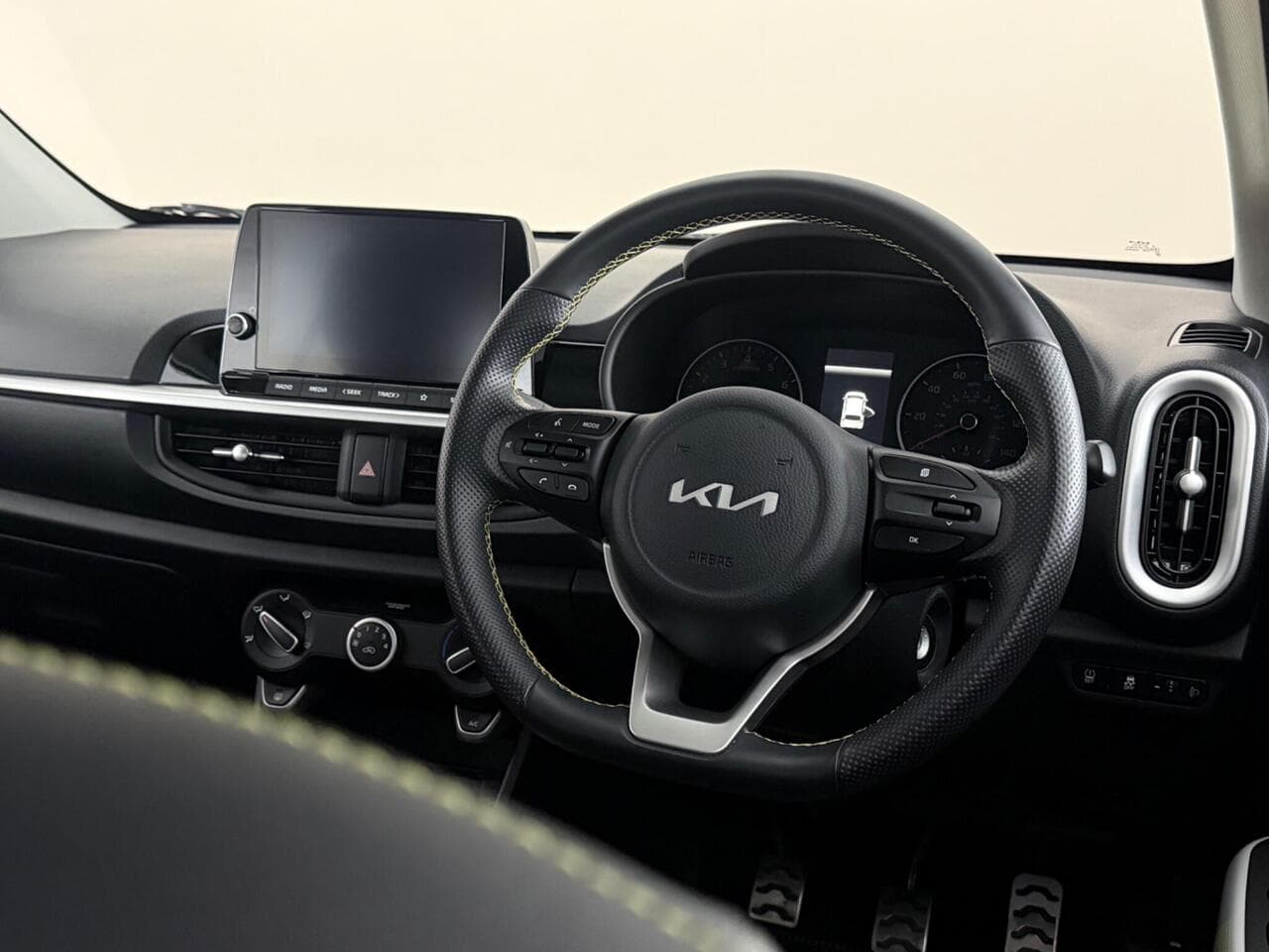 Kia Picanto thumbnail Steering Wheel