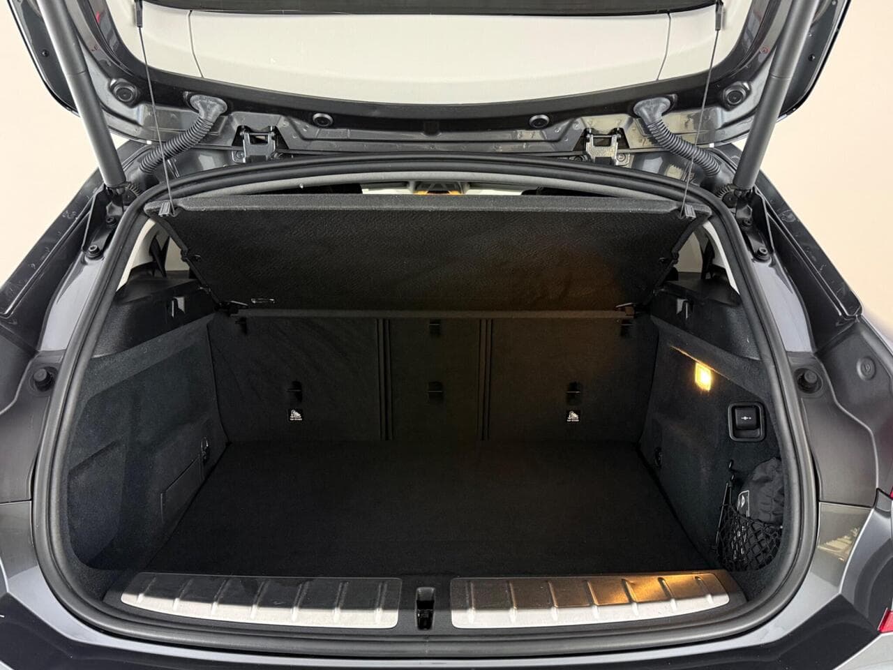 BMW X2 thumbnail Boot