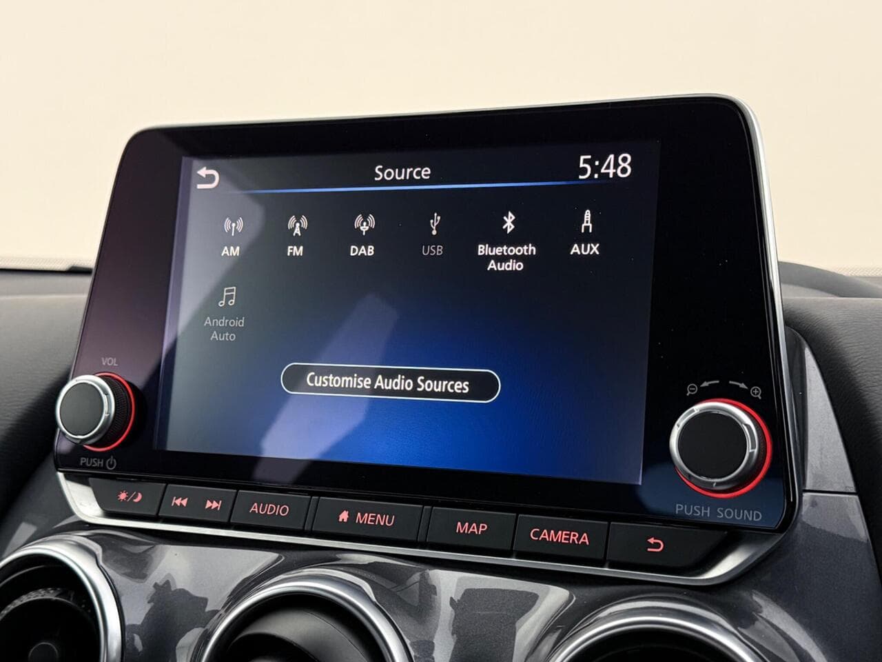Nissan Juke thumbnail Infotainment System