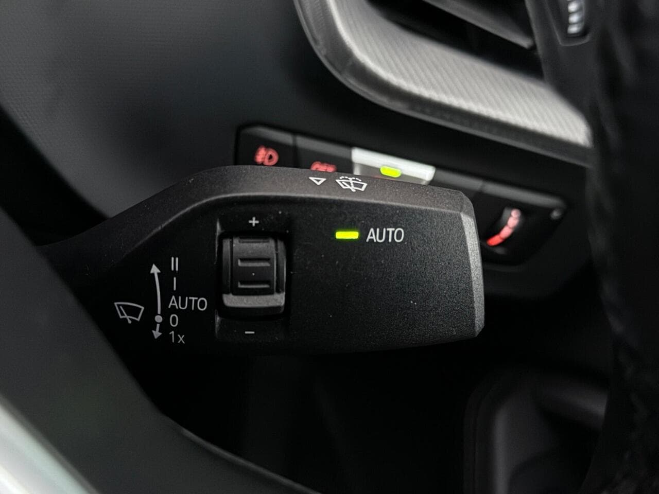 BMW 2 Series Gran Coupe thumbnail Misc Controls