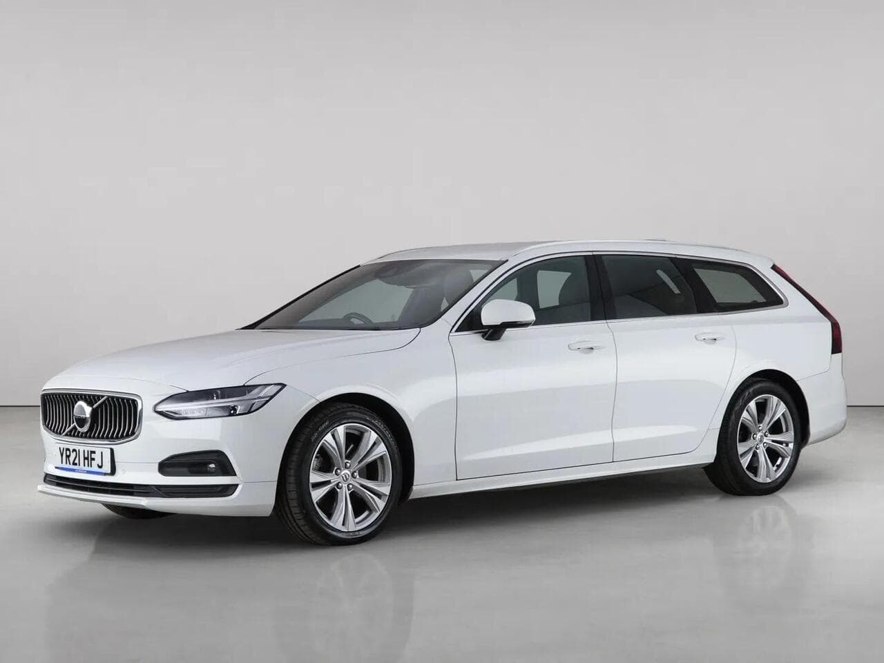 Volvo V90 thumbnail Front Left