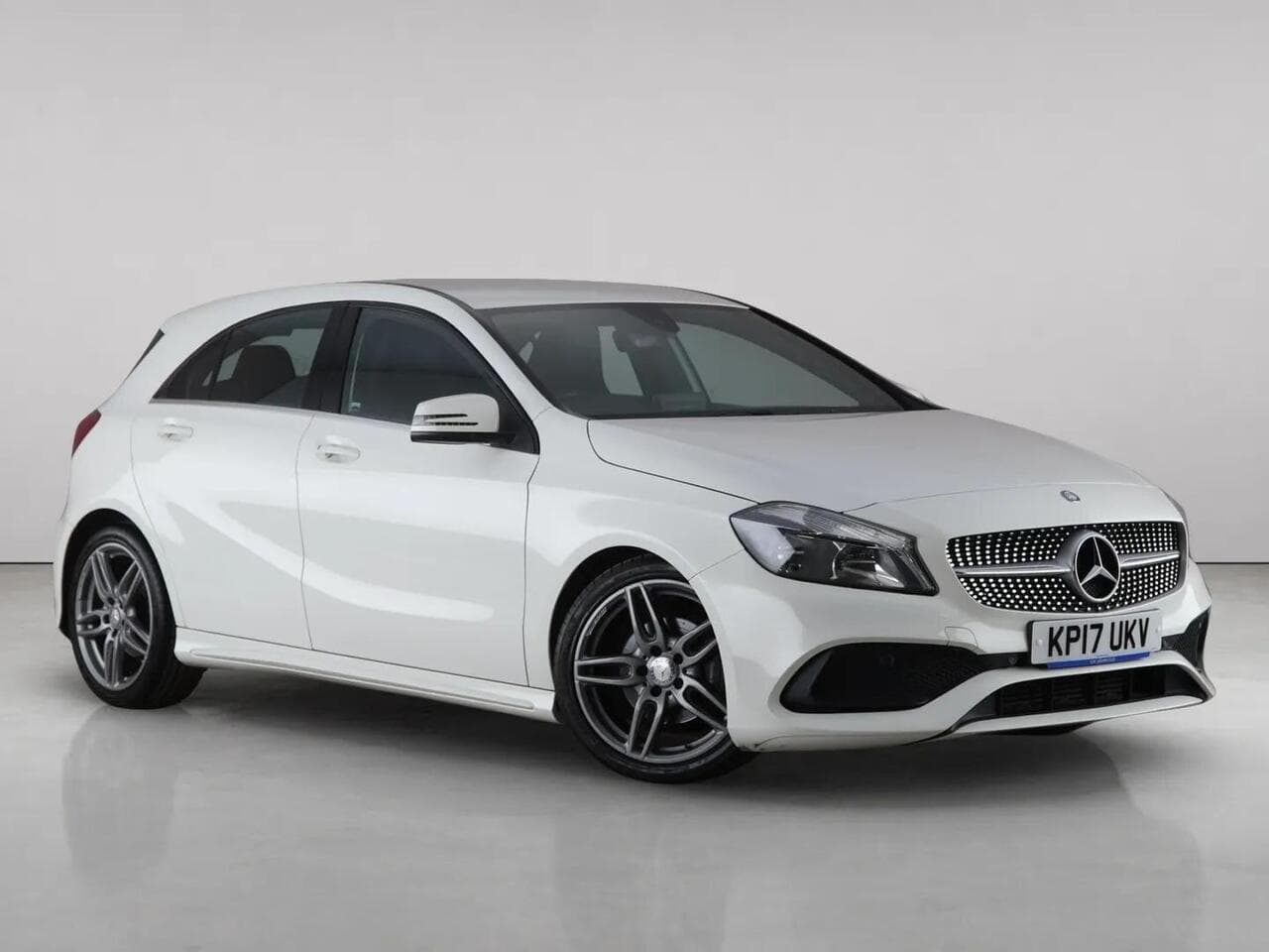 Mercedes-Benz A Class - Mercedes-Benz A Class 1.6 A160 AMG Line Euro 6 (s/s) 5dr
